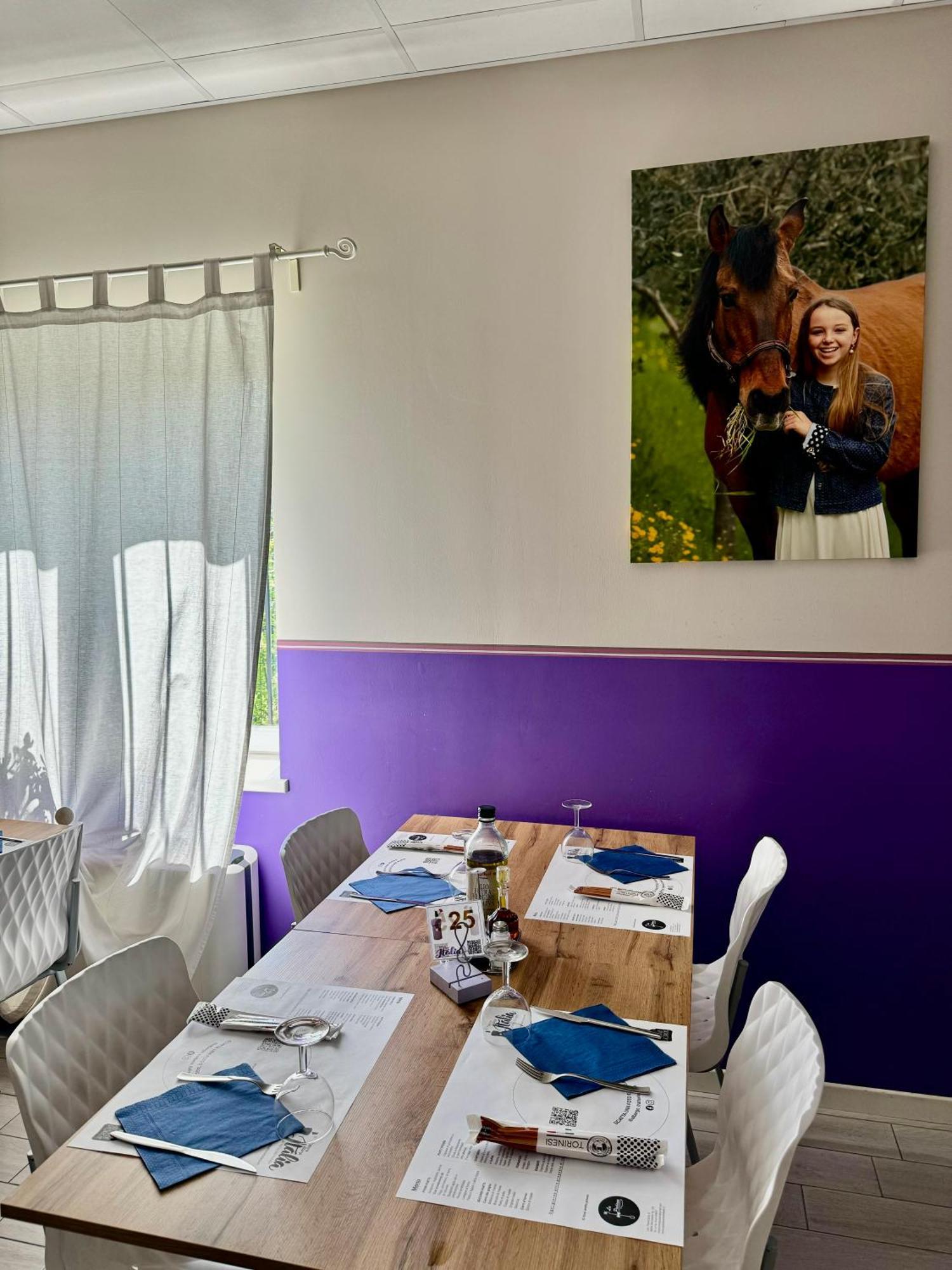Albergo Trattoria Italia เดเซนซาโนเดลการ์ดา ภายนอก รูปภาพ
